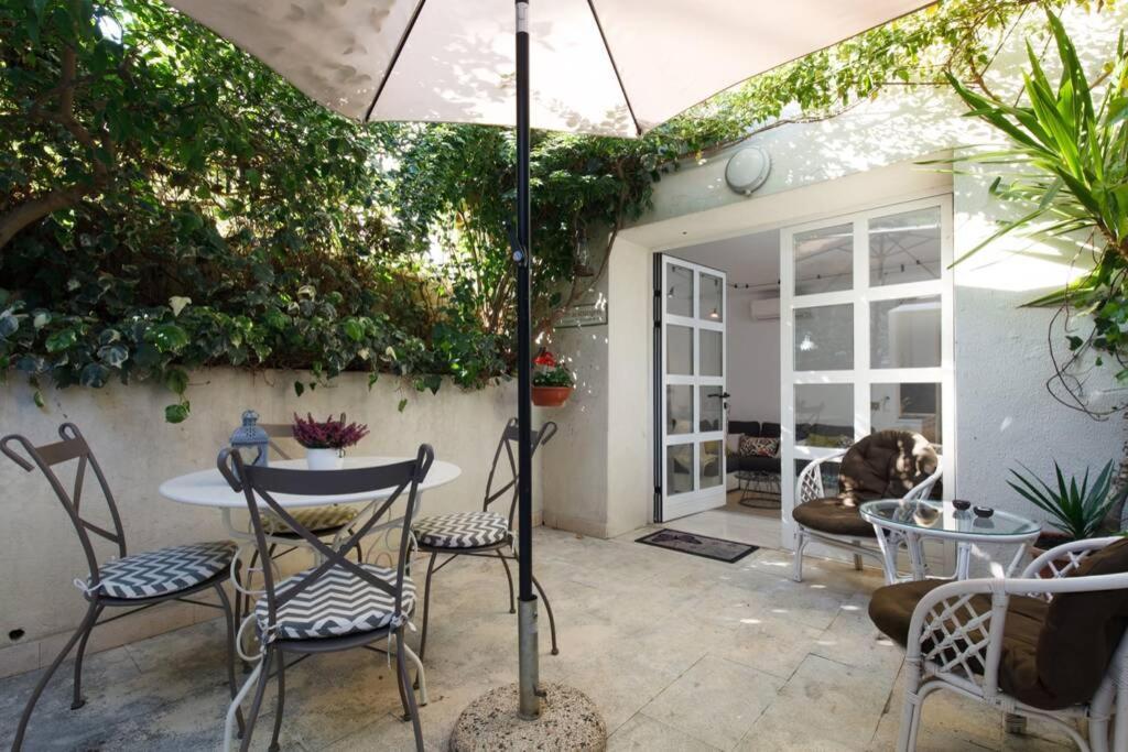 Joy4You Apt Near Beach And Center Split Exterior photo