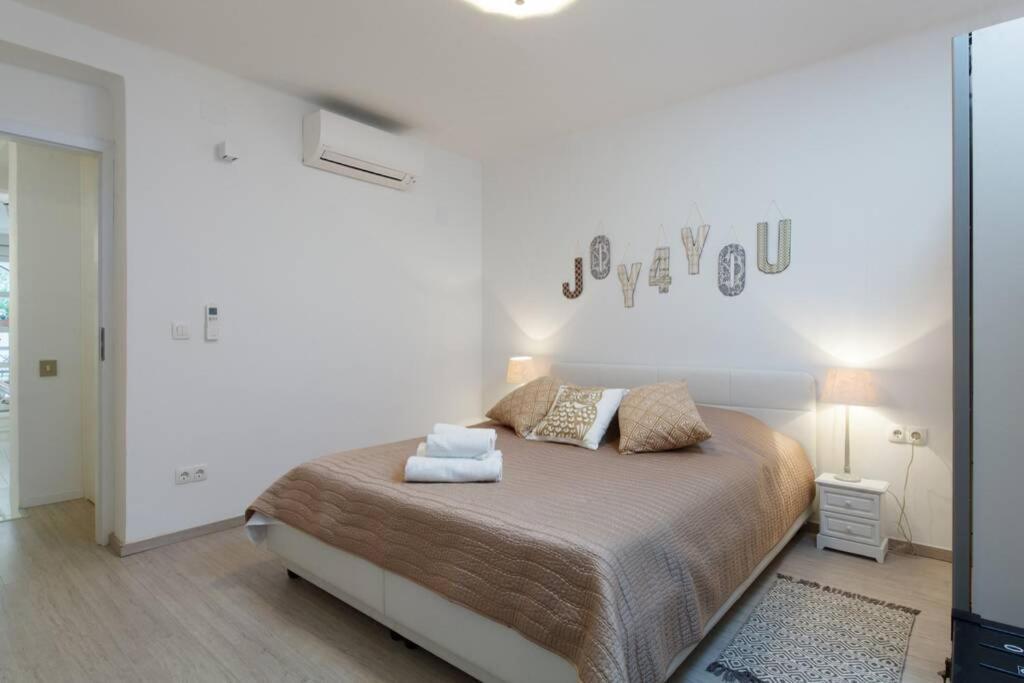 Joy4You Apt Near Beach And Center Split Exterior photo